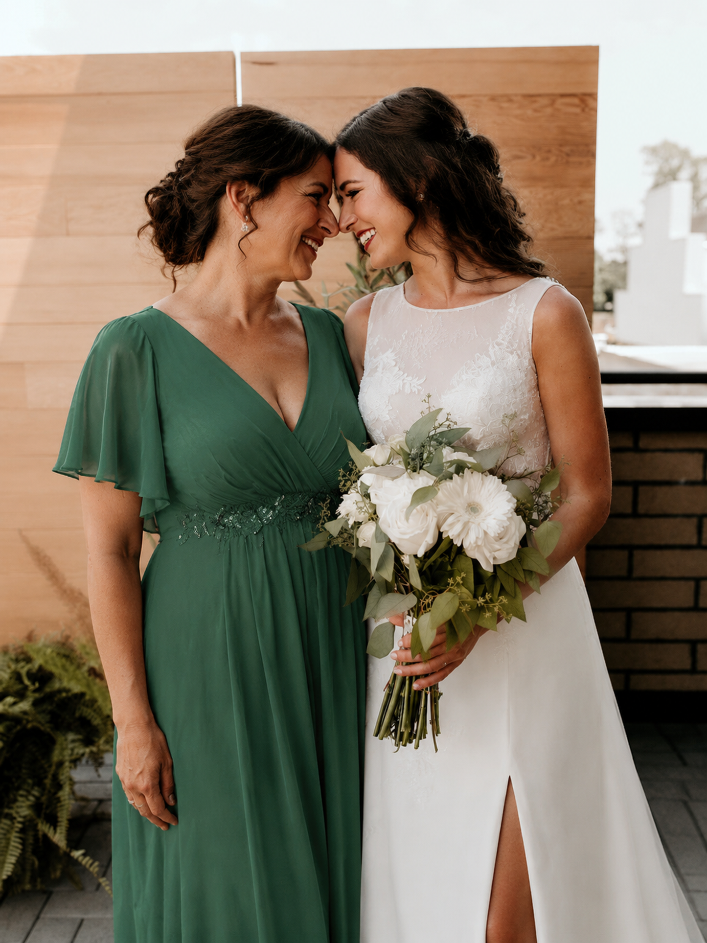 ever IVYROSE|Ruffles Sleeve A-Line Chiffon Waist Applique Maxi Mother of the Bride Dress