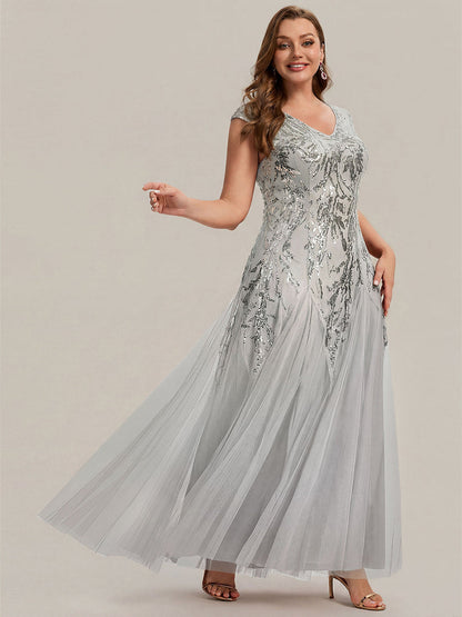 ever FREYA|Embroidered Sequin Cap Sleeve High Stretch Evening Dress