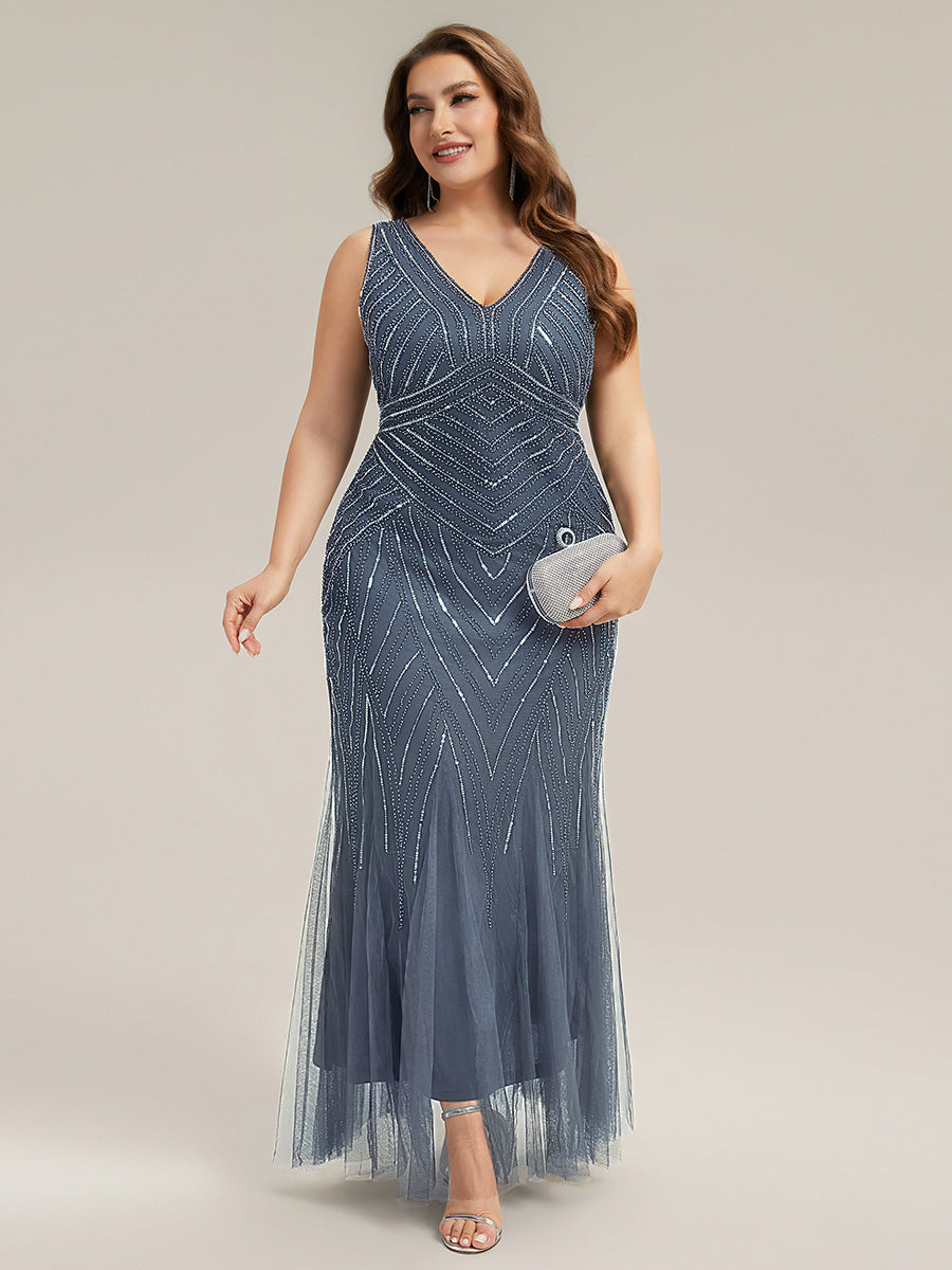pretty GLAMOUR|Plus Size Deep V-Neck Bead Embroidery Evening Dress