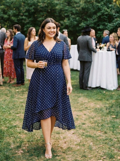 pretty LARK|Plus Size Chiffon Short Sleeves Pleated V-Neck A-Line Midi Wedding Guest Dress