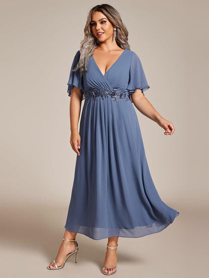 pretty DAHLIA|Plus Size Elegant Short Sleeves V-Neck Floral Applique Wedding Guest Dress