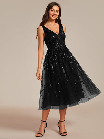 ever ROUX|V-Neck Leaf Sequined Sleeveless A-Line Midi Wedding Guest Dress