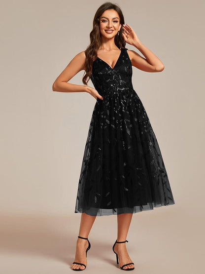 ever ROUX|V-Neck Leaf Sequined Sleeveless A-Line Midi Wedding Guest Dress