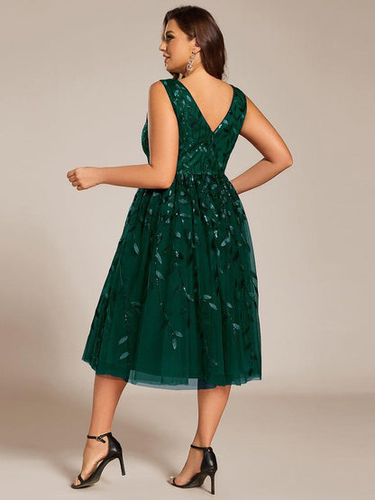 ever ROUX|V-Neck Leaf Sequined Sleeveless A-Line Midi Wedding Guest Dress