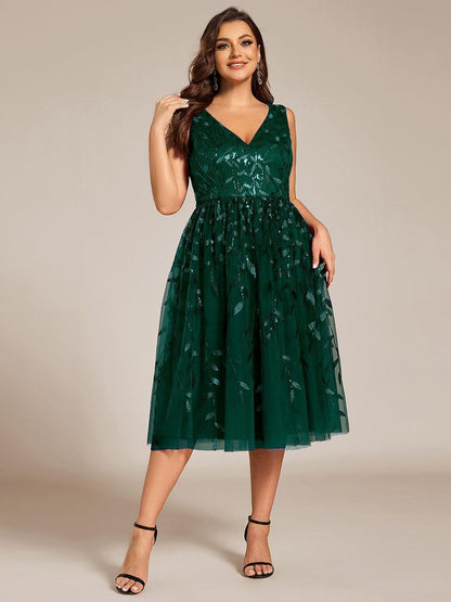ever ROUX|V-Neck Leaf Sequined Sleeveless A-Line Midi Wedding Guest Dress