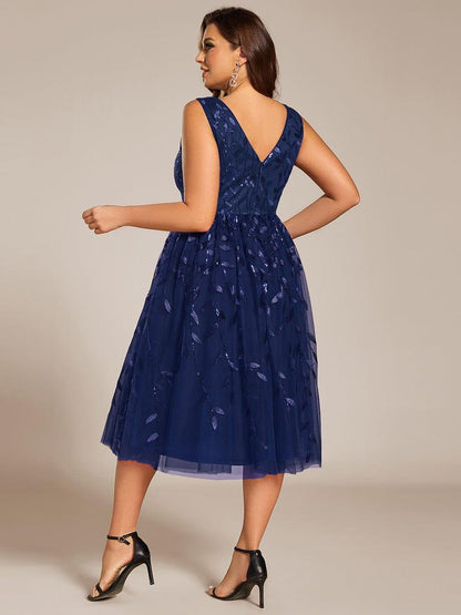 ever ROUX|V-Neck Leaf Sequined Sleeveless A-Line Midi Wedding Guest Dress