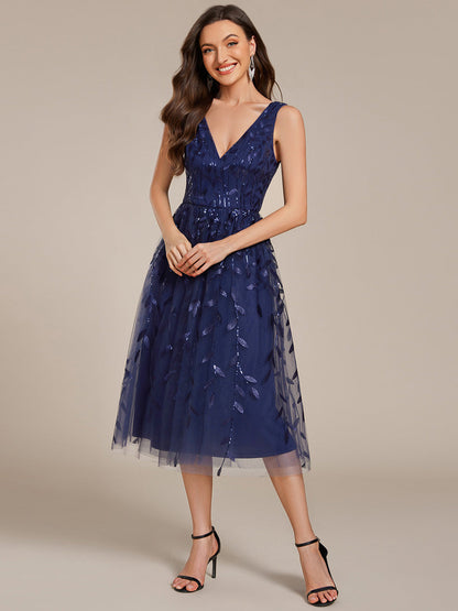 ever ROUX|V-Neck Sequine Sleeveless A-Line Party Dress