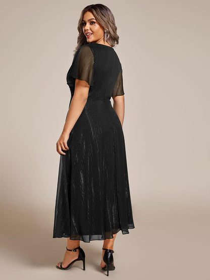 ever OPAHL|Silver Metallic Fabric V-Neck A-Line Evening Dress Featuring Delicate Ruffled Hem