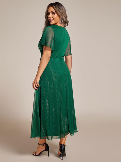 ever OPAHL|Silver Metallic Fabric V-Neck A-Line Evening Dress Featuring Delicate Ruffled Hem