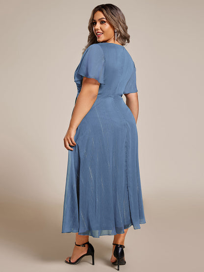 ever OPAHL|Silver Metallic Fabric V-Neck A-Line Evening Dress Featuring Delicate Ruffled Hem