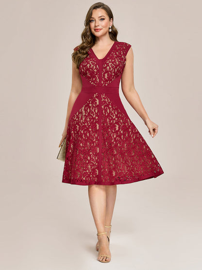 pretty TOVE|Plus Size See-through Lace Sleeveless High Stretch Wedding Guest Dress