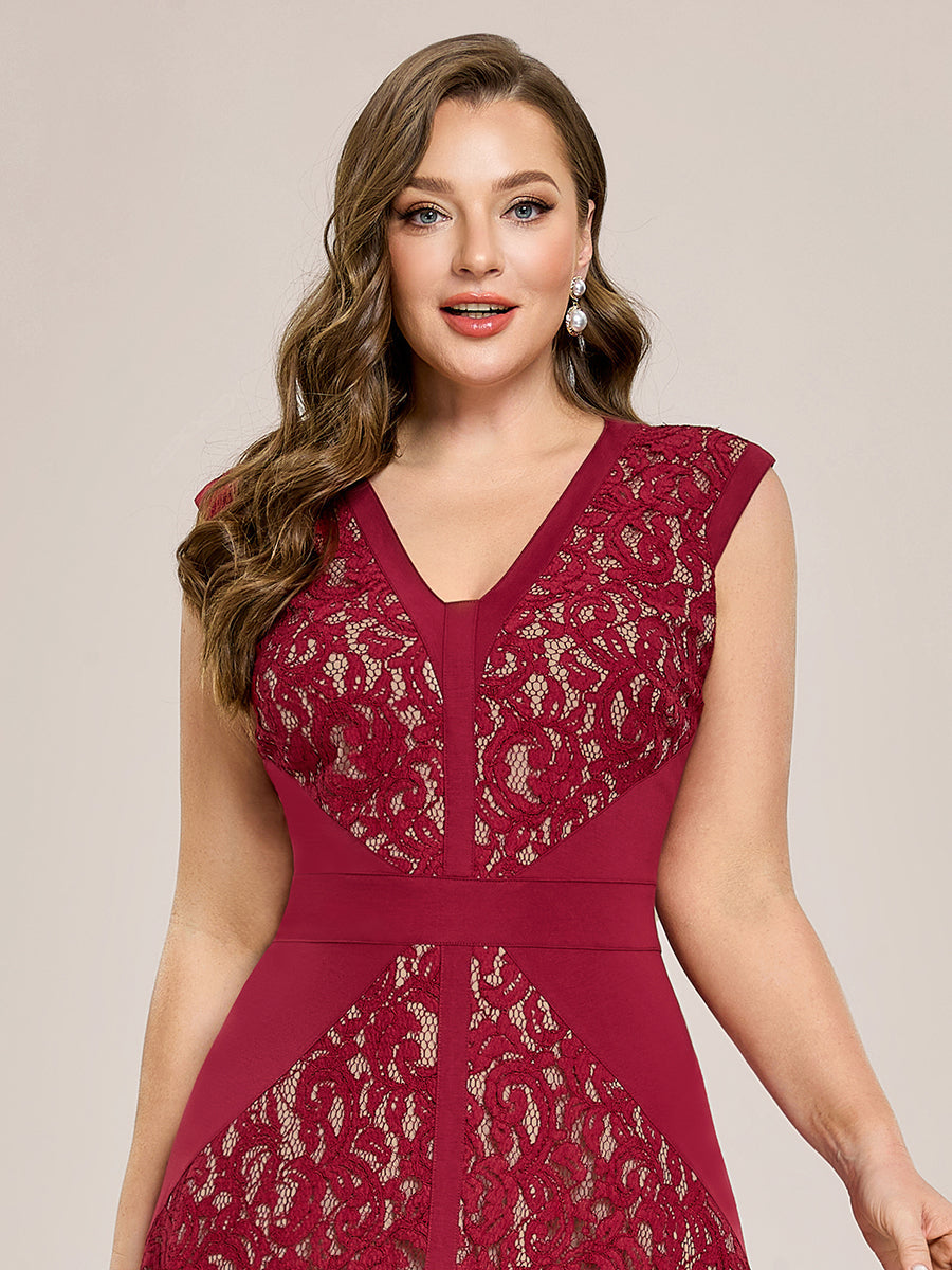 pretty TOVE|Plus Size See-through Lace Sleeveless High Stretch Wedding Guest Dress