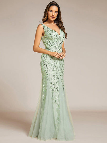ever ORIEL|Leaf Sequin V-Neck Sleeveless Bridesmaid Dress with Tulle Hem