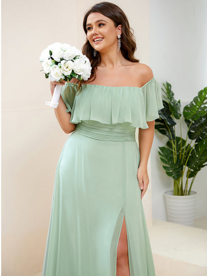 ever ÉMILE|Plus Size Off the Shoulder Formal Bridesmaid Dress with Thigh Split
