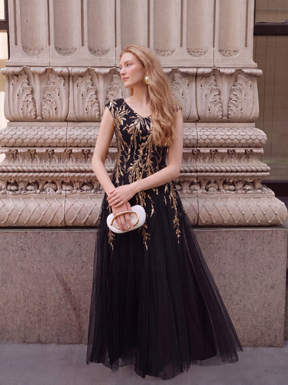 ever FREYA|Embroidered Sequin Cap Sleeve High Stretch Evening Dress