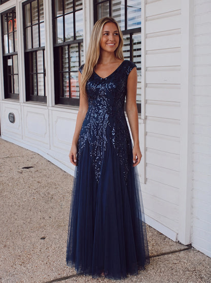 ever FREYA|Embroidered Sequin Cap Sleeve High Stretch Evening Dress