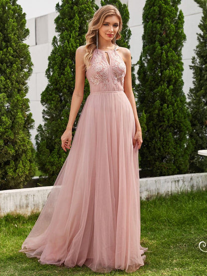 NORESSA'S BRIDE|A-Line Halter Neck Applique Wedding Dress with Tulle