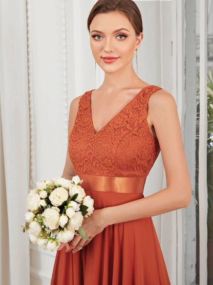 ever COSTA|Deep V-Neck Lace Chiffon Bridesmaid Dress with Asymmetrical Hem
